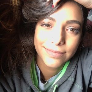 Meet your Posher, Lily